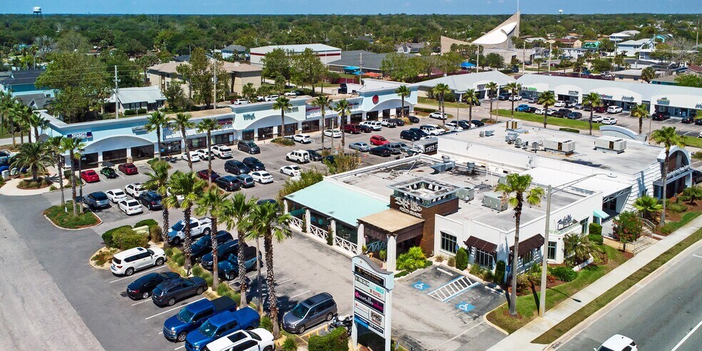 924-940 3rd St N, Jacksonville Beach, FL à louer - Photo du bâtiment - Image 2 de 21