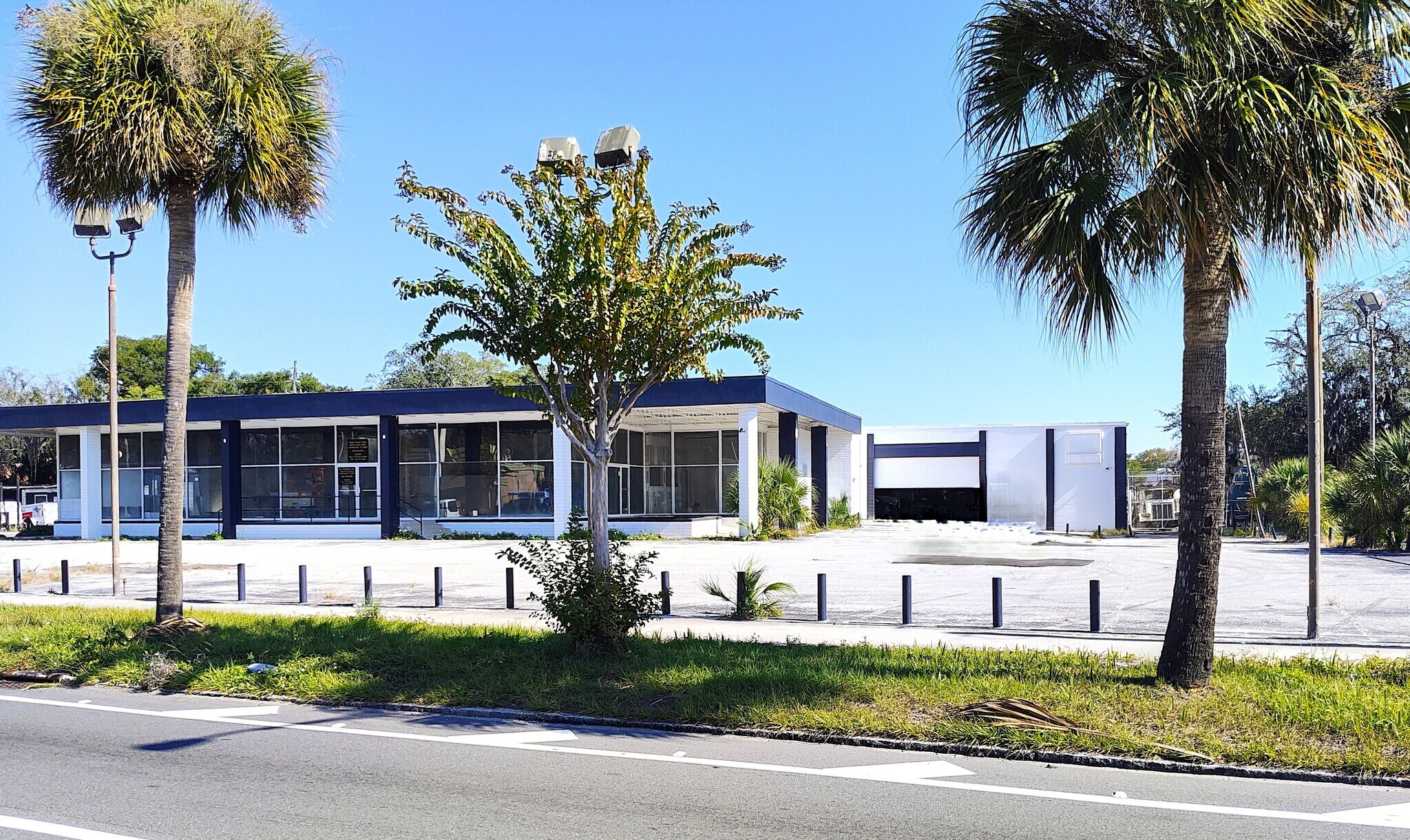 3333 N Main St, Jacksonville, FL for lease Building Photo- Image 1 of 12