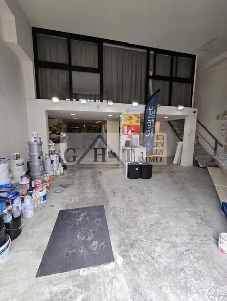 Retail in Bagnolet for sale - Interior Photo - Image 1 of 9
