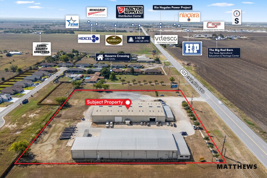 5075 N Highway 123 Byp, Seguin, TX à louer - Photo du bâtiment - Image 3 de 5