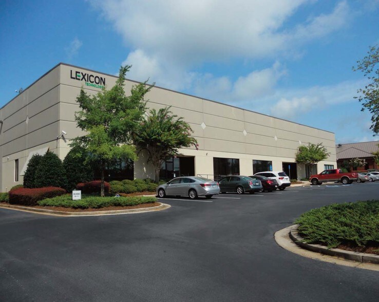 2195 Eastview Pkwy, Conyers, GA à louer - Photo principale - Image 1 de 9