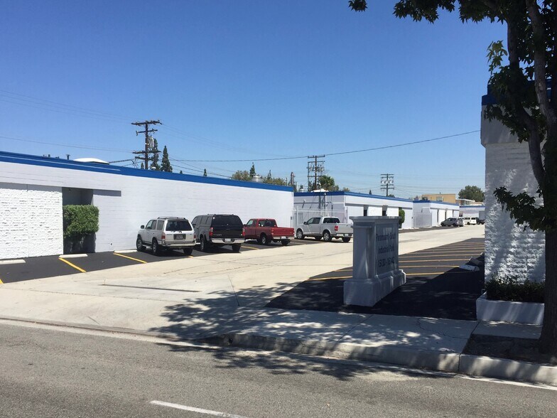 15114-15142 Downey Ave, Paramount, CA à louer - Photo du bâtiment - Image 3 de 3