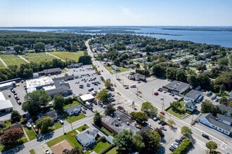 546-550 Main Rd, Tiverton, RI - Aérien  Vue de la carte