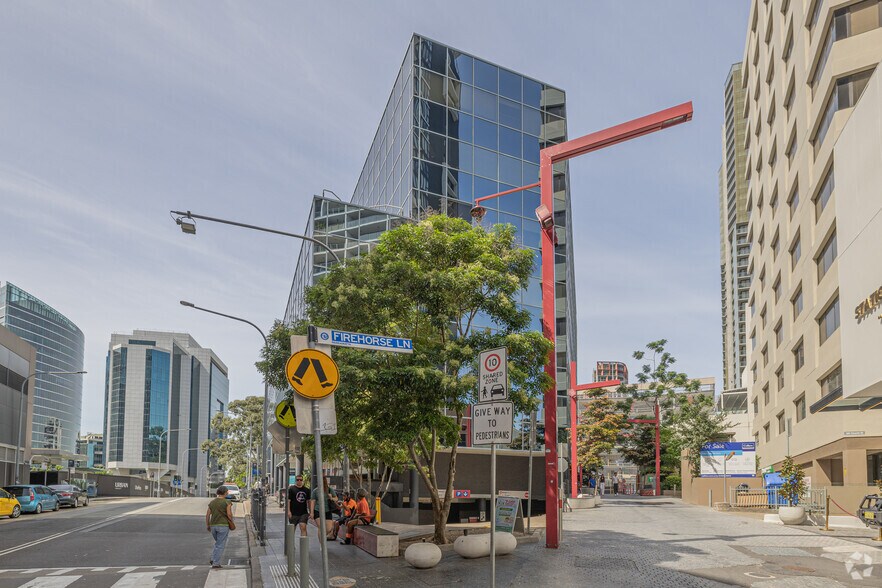1-3 Fitzwilliam St, Parramatta à louer - Photo du bâtiment - Image 3 de 12