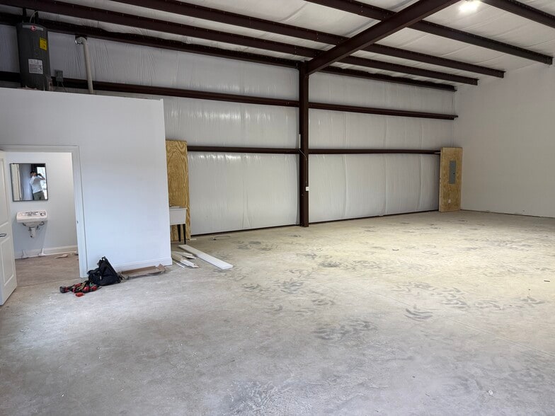269 General Patton Ave, Mandeville, LA for sale - Interior Photo - Image 3 of 22