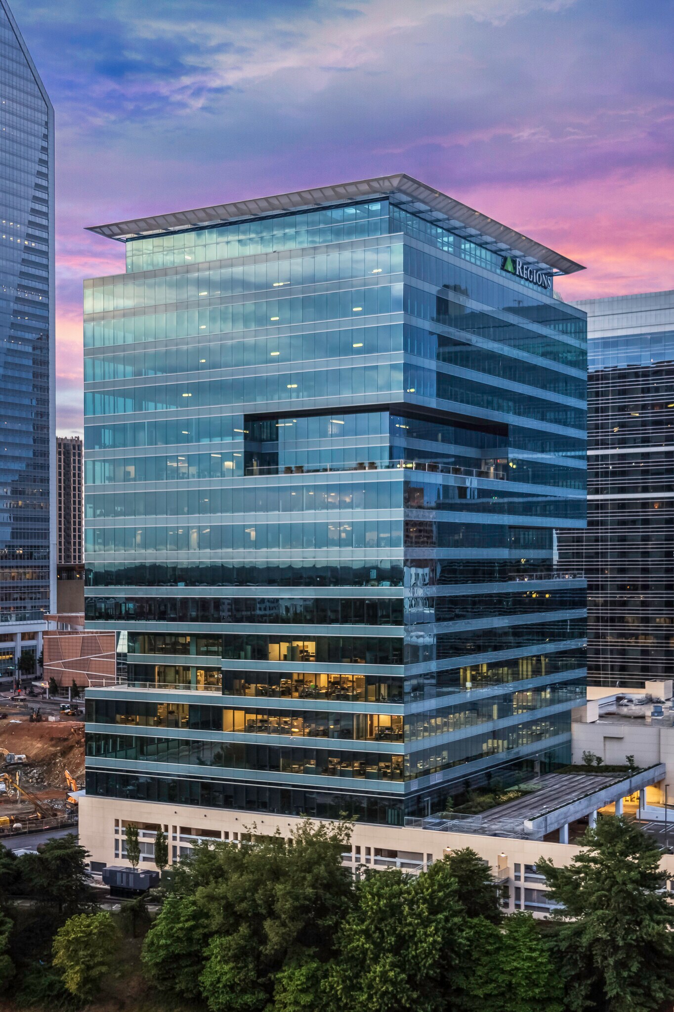 615 S College St, Charlotte, NC à louer Photo principale- Image 1 de 14