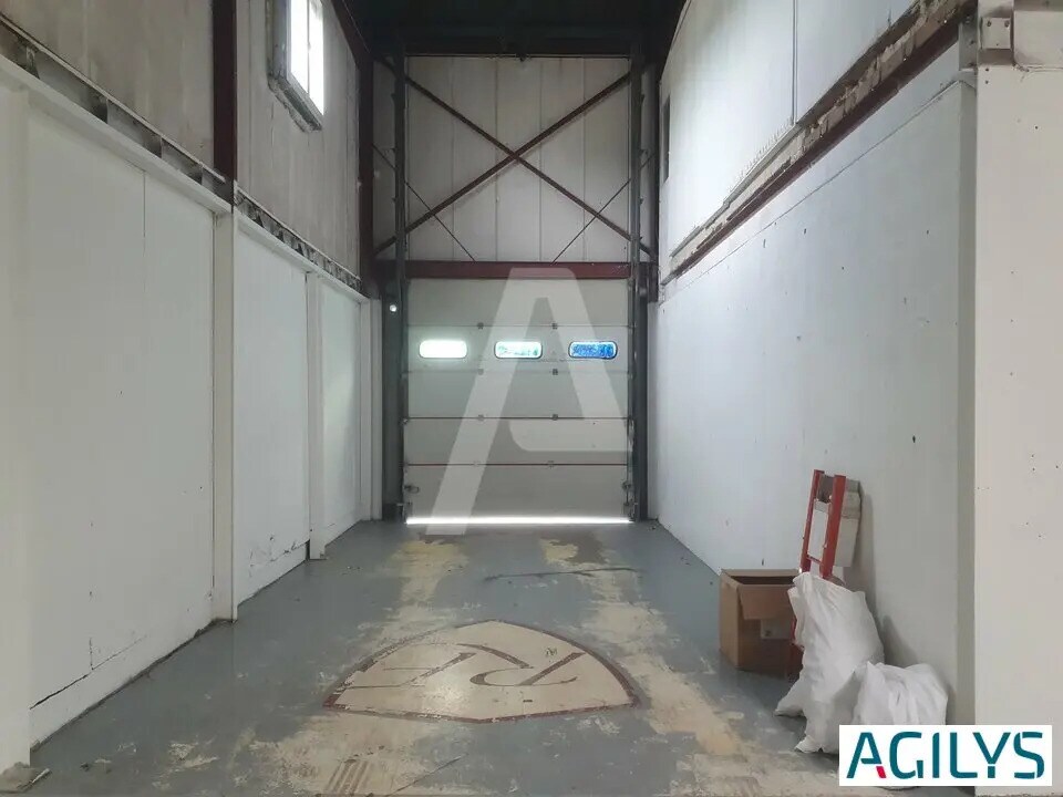 Flex in Champigny-sur-Marne for lease Interior Photo- Image 1 of 7