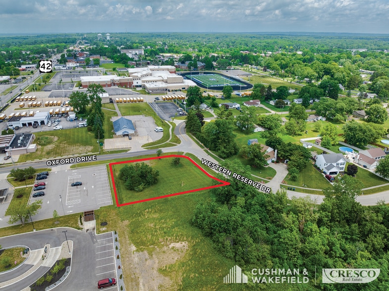 Western Dr, Brunswick, OH à vendre - Photo du bâtiment - Image 2 de 2