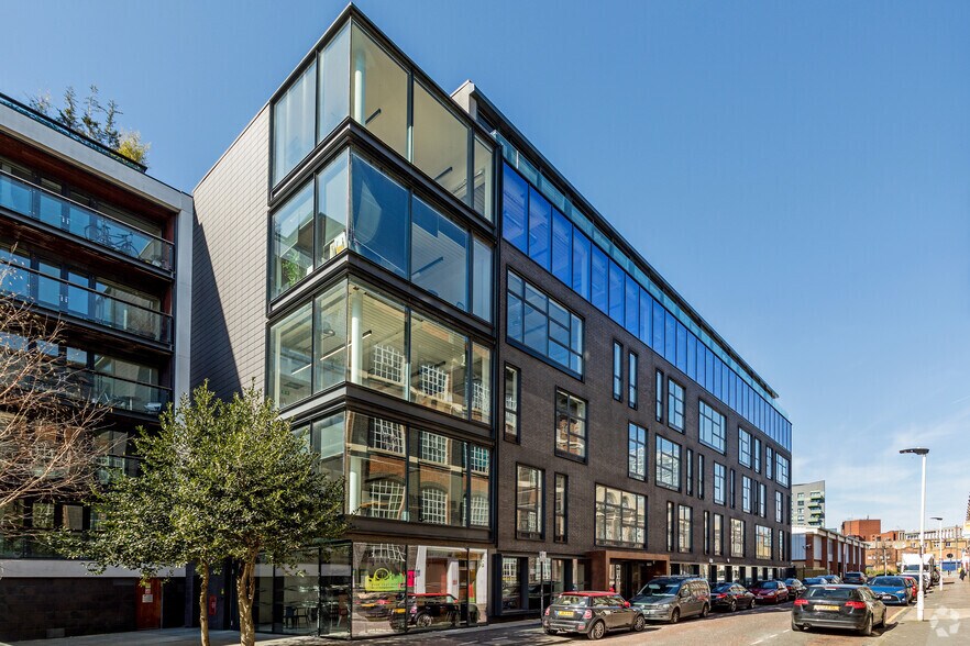 Burford Rd, Londres à louer - Photo du bâtiment - Image 2 de 19