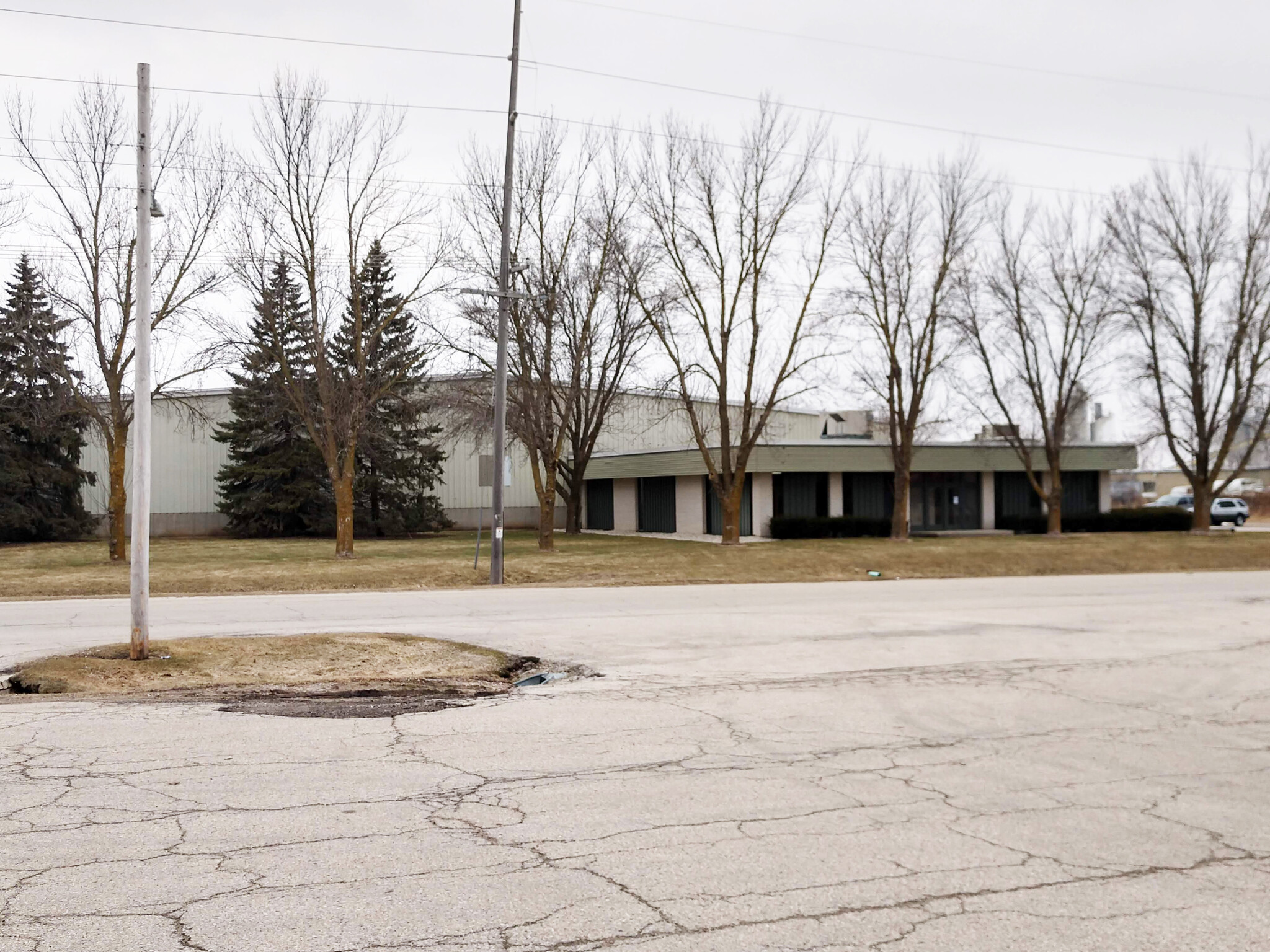 1000 Morris St, Fond Du Lac, WI à vendre Photo du bâtiment- Image 1 de 1