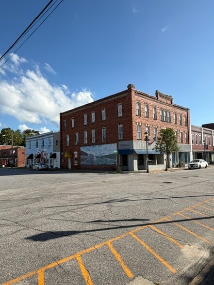 102 W Water St, Plymouth, NC for sale - Building Photo - Image 3 of 11