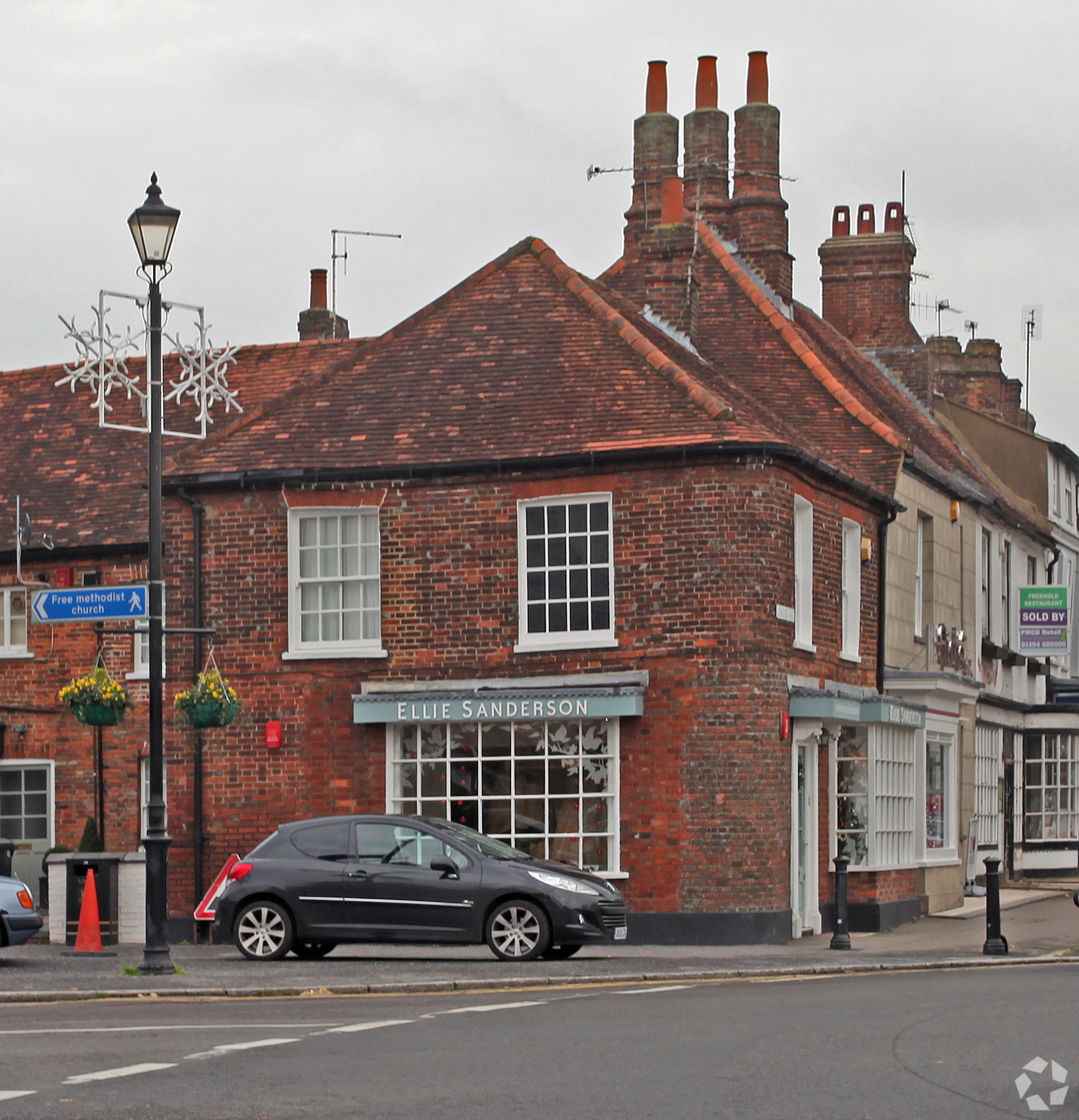 1 London End, Beaconsfield for sale Primary Photo- Image 1 of 7