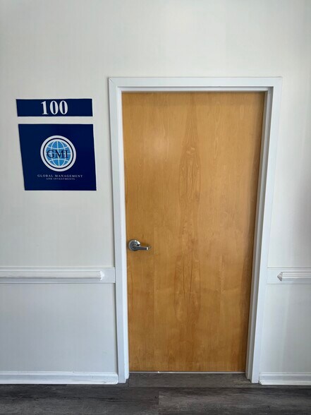 285 Country Club Dr, Stockbridge, GA à louer - Photo intérieure - Image 2 de 8