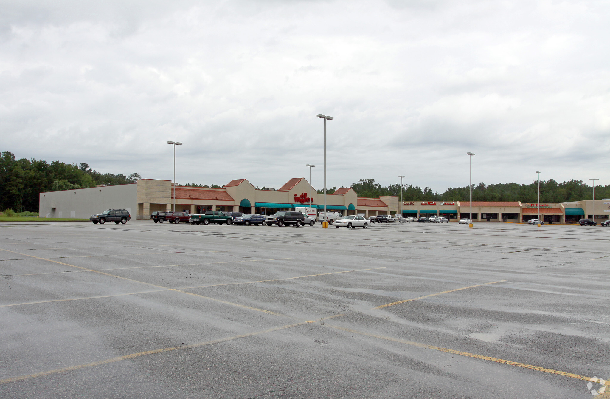 3303-3295 Centerville Hwy, Snellville, GA for lease Primary Photo- Image 1 of 8