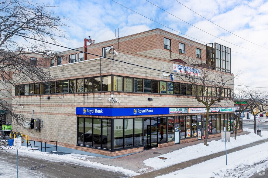 2680 Lawrence Ave E, Toronto, ON à louer - Photo du bâtiment - Image 3 de 3
