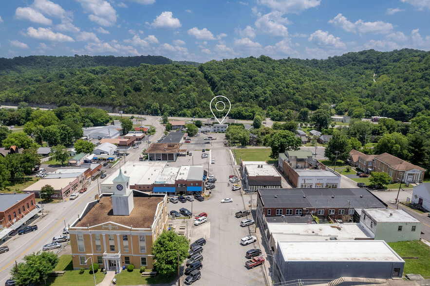 407 E Gore Ave, Gainesboro, TN for sale - Aerial - Image 1 of 38