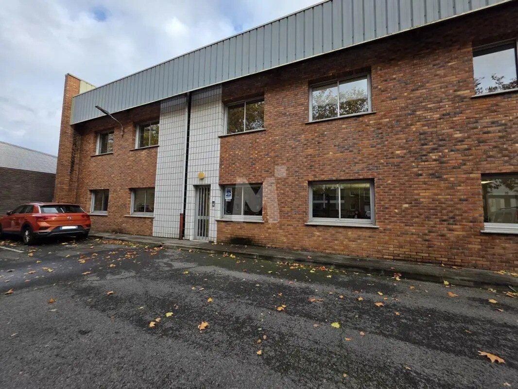 Office in Évry-Courcouronnes for sale Building Photo- Image 1 of 10