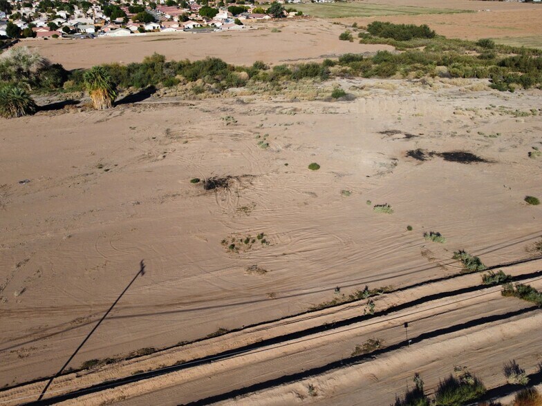 N 7th St, Blythe, CA for sale - Building Photo - Image 2 of 30