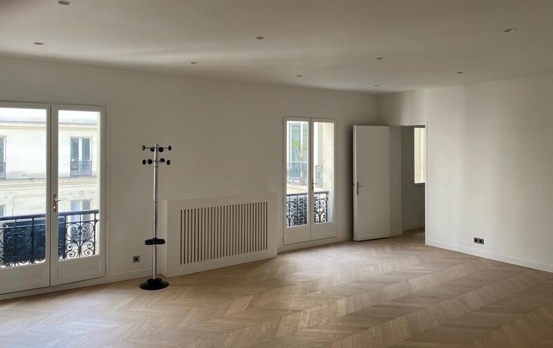 Office in Paris for lease - Interior Photo - Image 2 of 7