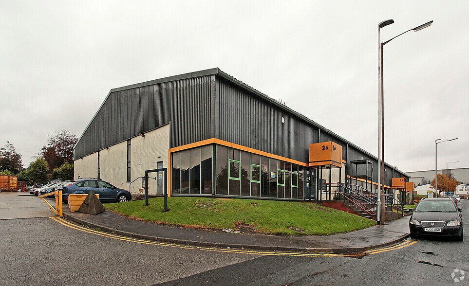 Wharfedale Rd, Bradford à louer - Photo du bâtiment - Image 3 de 5
