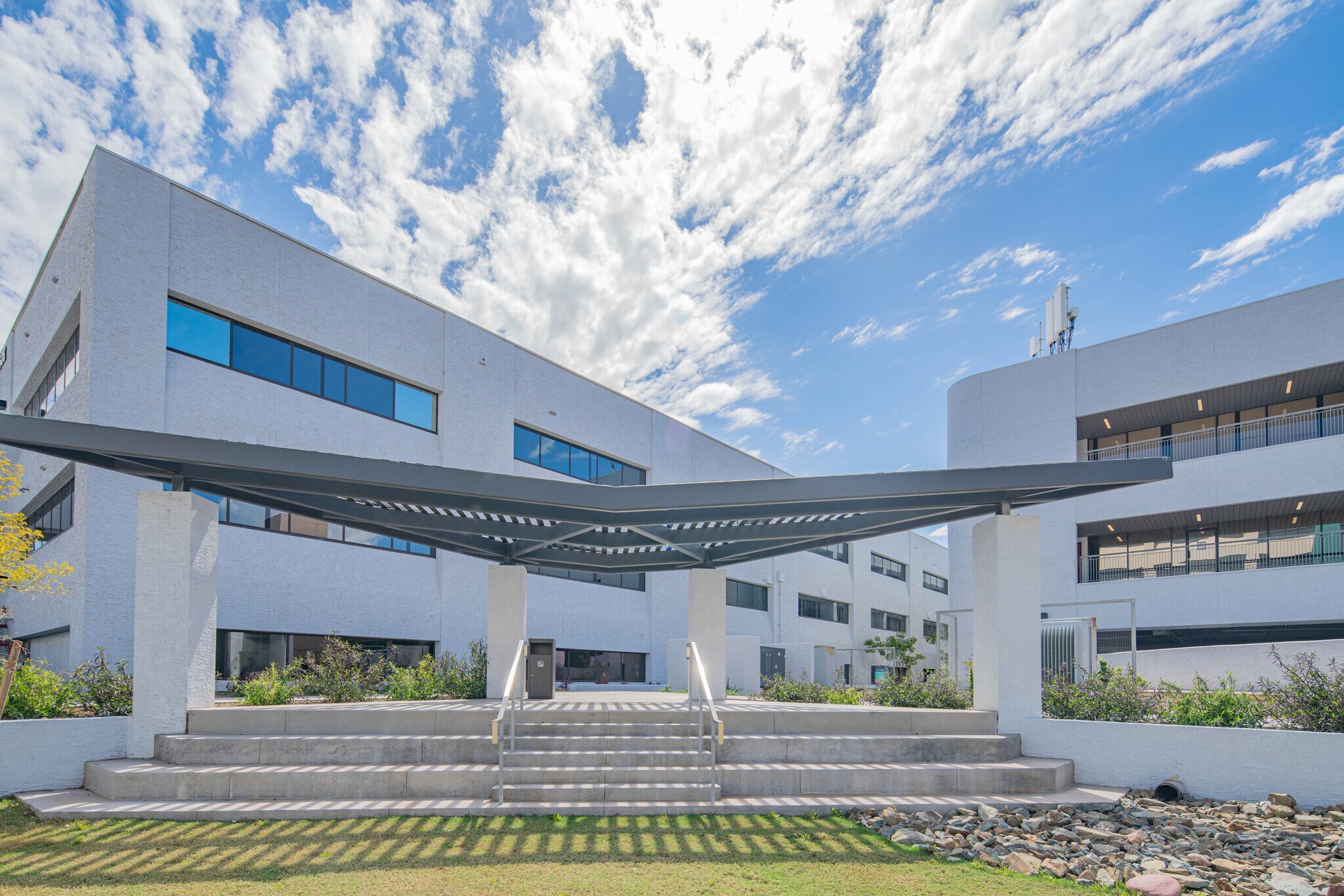 1450 S Dobson Rd, Mesa, AZ à louer Photo du bâtiment- Image 1 de 38