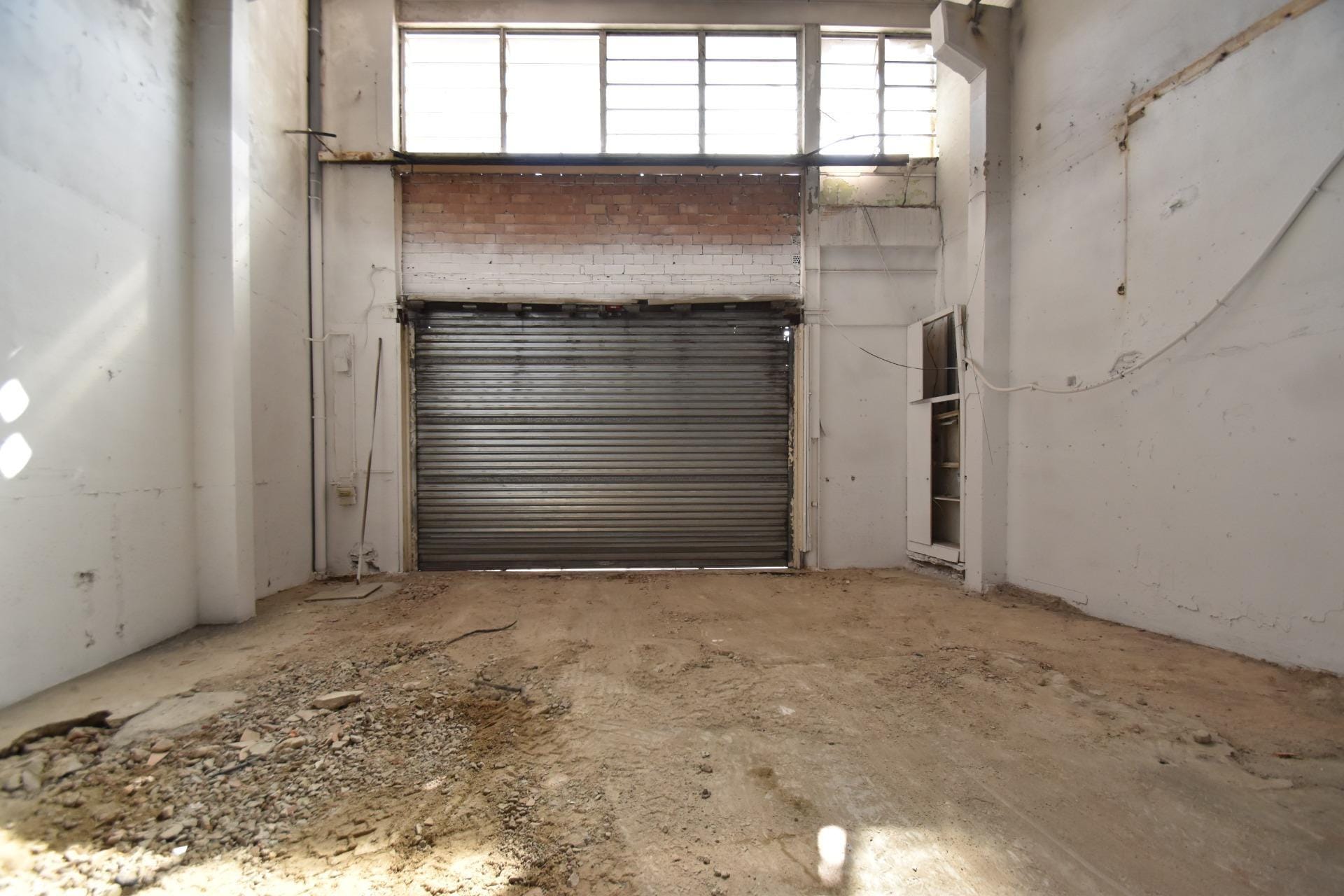 Commerce de détail dans Vilanova i la Geltrú, Barcelona à louer Photo intérieure- Image 1 de 15