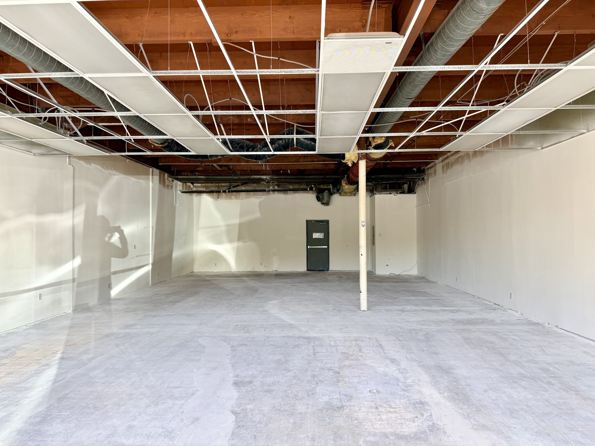 2712-2732 Griffith Park Blvd, Los Angeles, CA for lease Interior Photo- Image 1 of 1