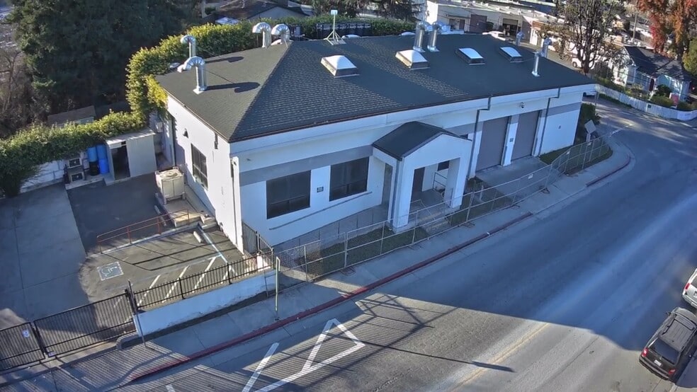 211 Fern St, Santa Cruz, CA for sale - Primary Photo - Image 1 of 24