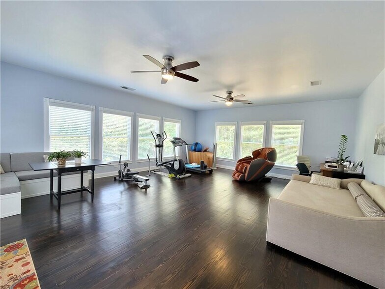 4198 Sardis Church Rd, Buford, GA à vendre - Photo du bâtiment - Image 2 de 5