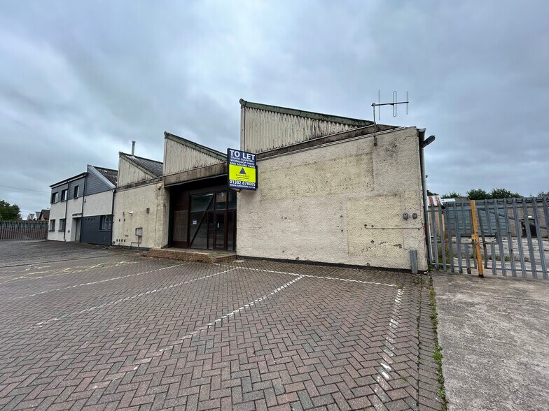 Old Brechin Rd, Forfar à louer - Photo du bâtiment - Image 2 de 13