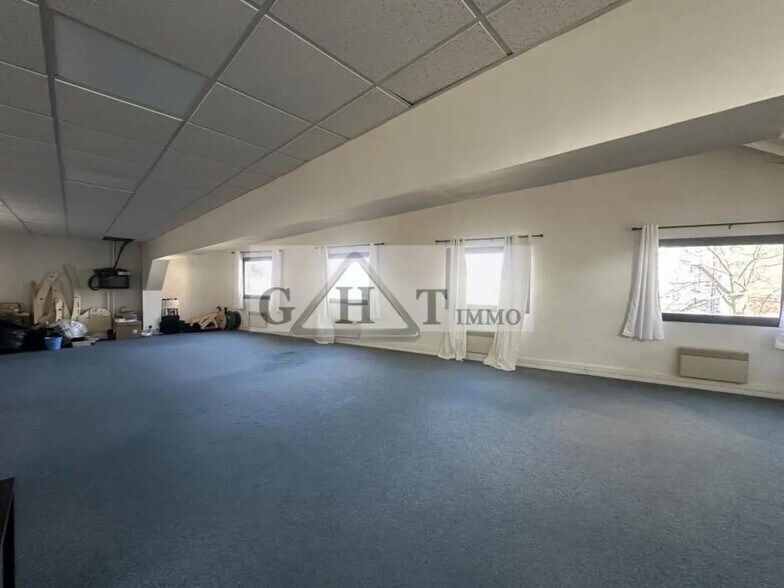 Bureau dans Vitry-sur-Seine à louer - Photo intérieure - Image 2 de 5