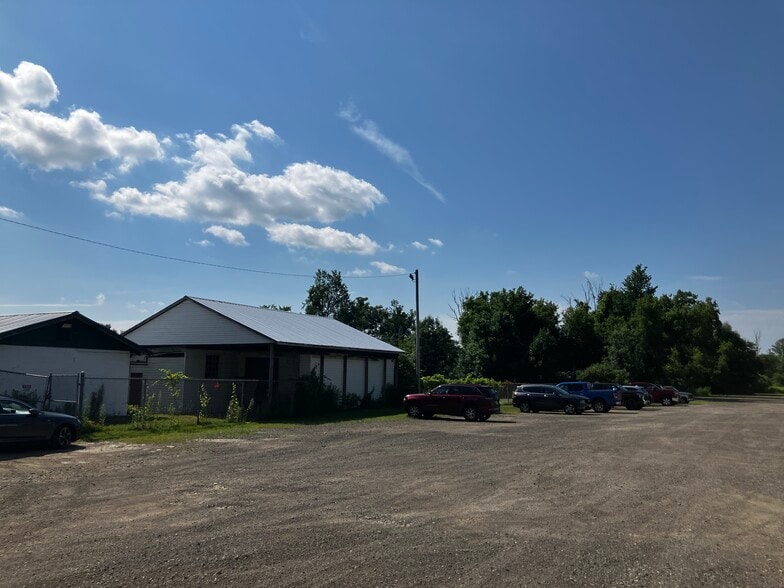 3255 Fluvanna Ext ave, Jamestown, NY for sale - Building Photo - Image 2 of 7