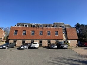 83 High St, Westerham à louer Photo du bâtiment- Image 1 de 9