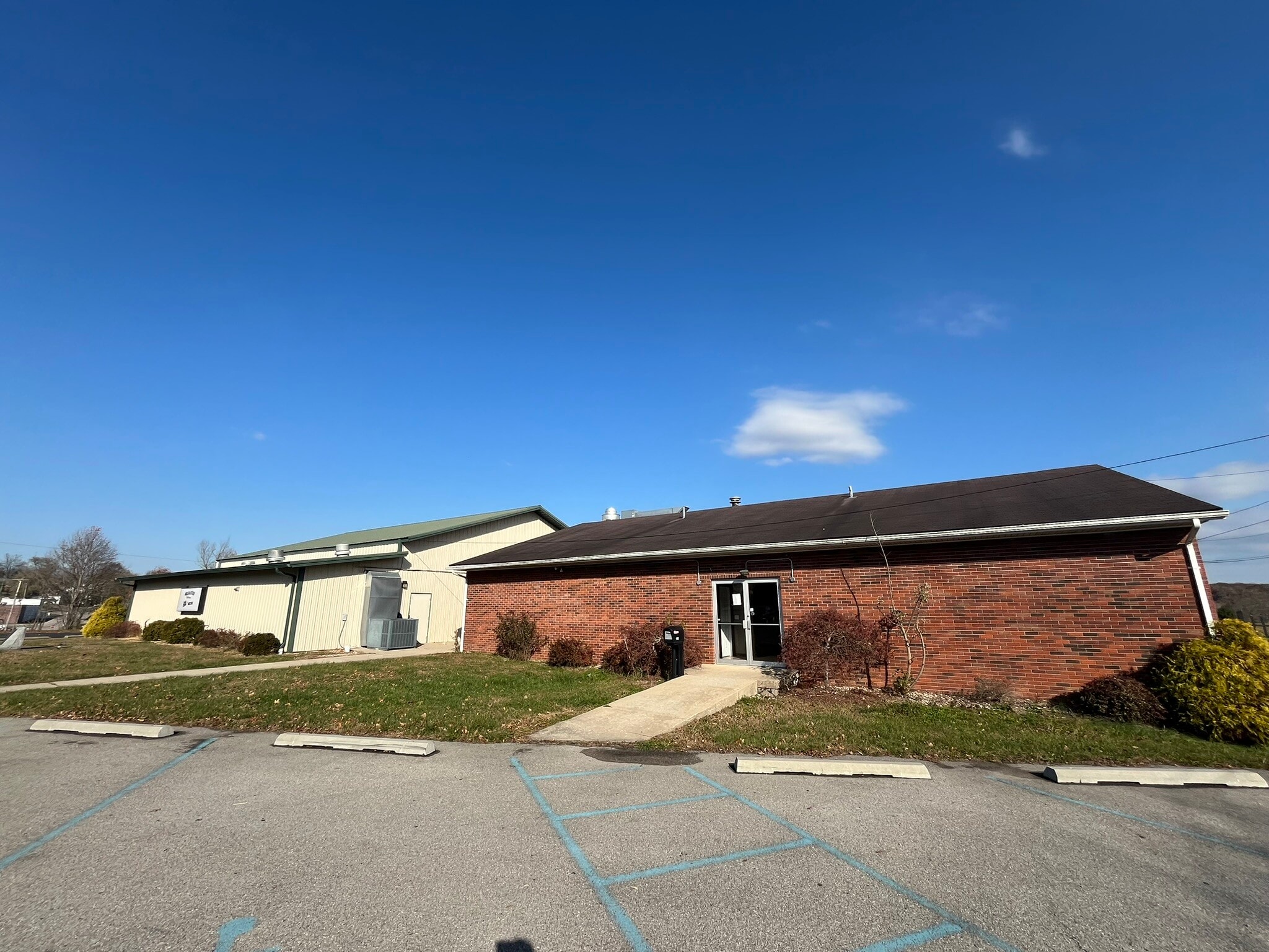 412 S Madison Ave, North Vernon, IN for sale Primary Photo- Image 1 of 8