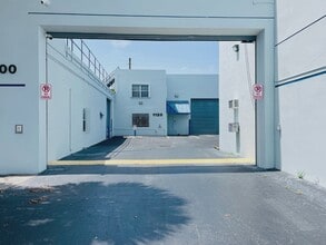 1120 NW 54th St, Fort Lauderdale, FL for lease - Commercial Listing Video
