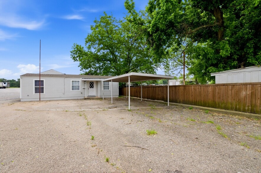 2906 Woodlawn Rd, McKinney, TX for lease - Building Photo - Image 2 of 5