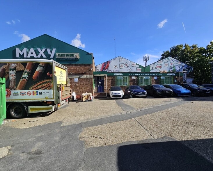 Westmoreland Rd, London for lease - Building Photo - Image 2 of 5