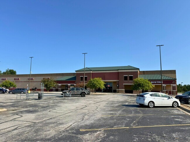 Plus de détails pour 2021 W Republic Rd, Springfield, MO - Commerce de détail à vendre