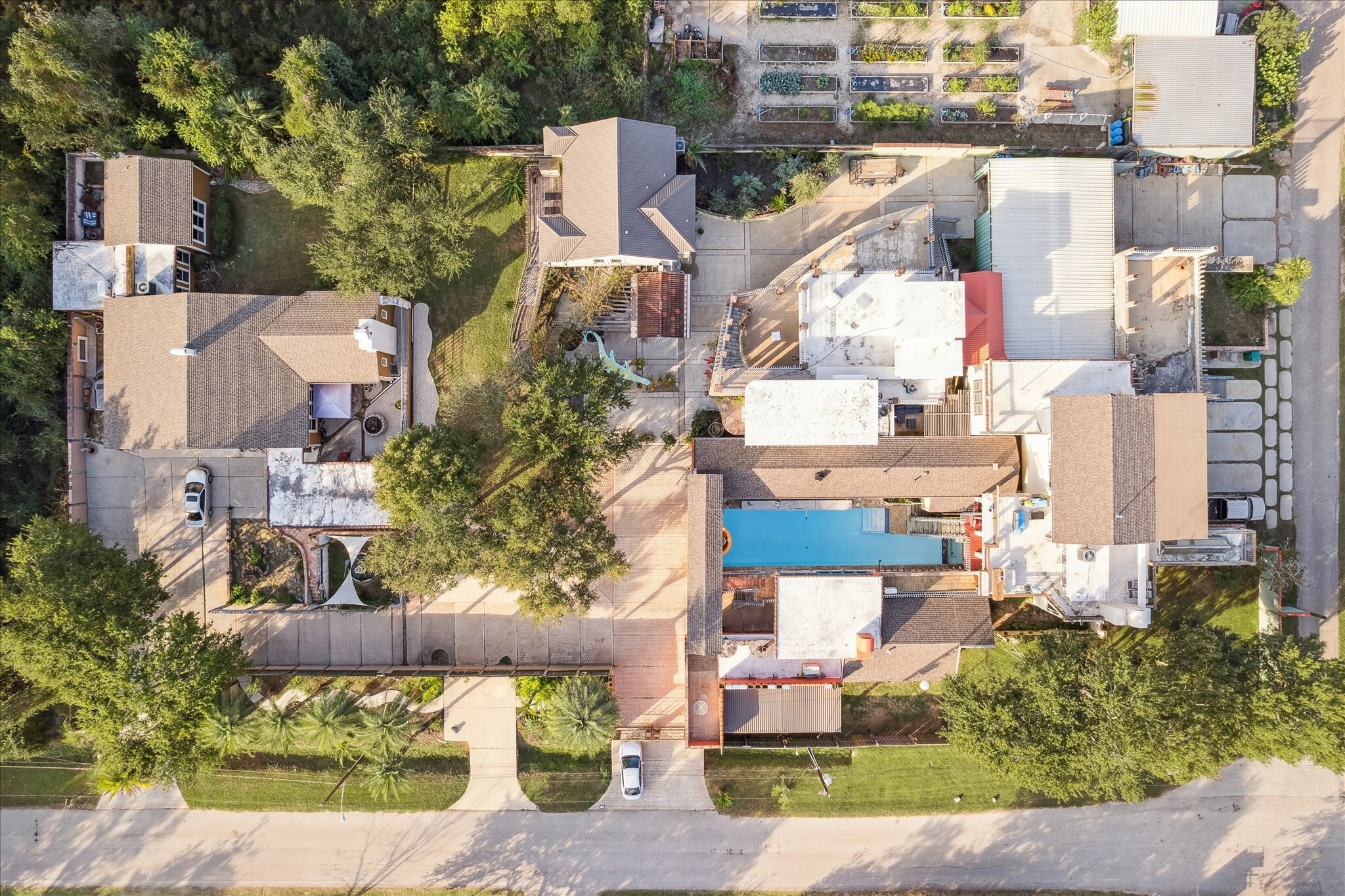 614 Pine Gully Rd, Seabrook, TX for sale Aerial- Image 1 of 51