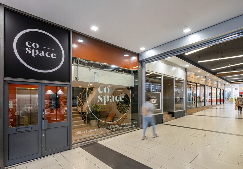 4 Queens Walk, Reading for lease - Building Photo - Image 1 of 1