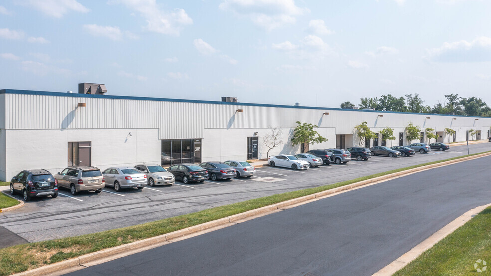 7144-7162 Ambassador Rd, Windsor Mill, MD for lease - Building Photo - Image 2 of 3