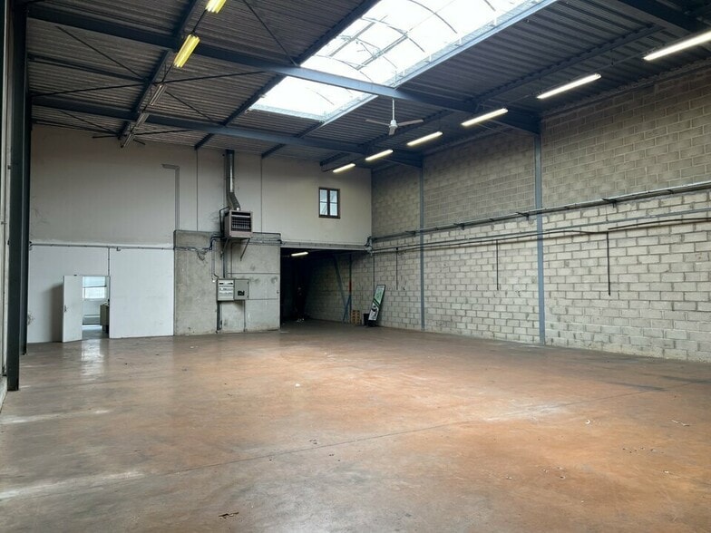 24 Avenue De L'Epi D'Or, Villejuif for lease - Interior Photo - Image 2 of 4