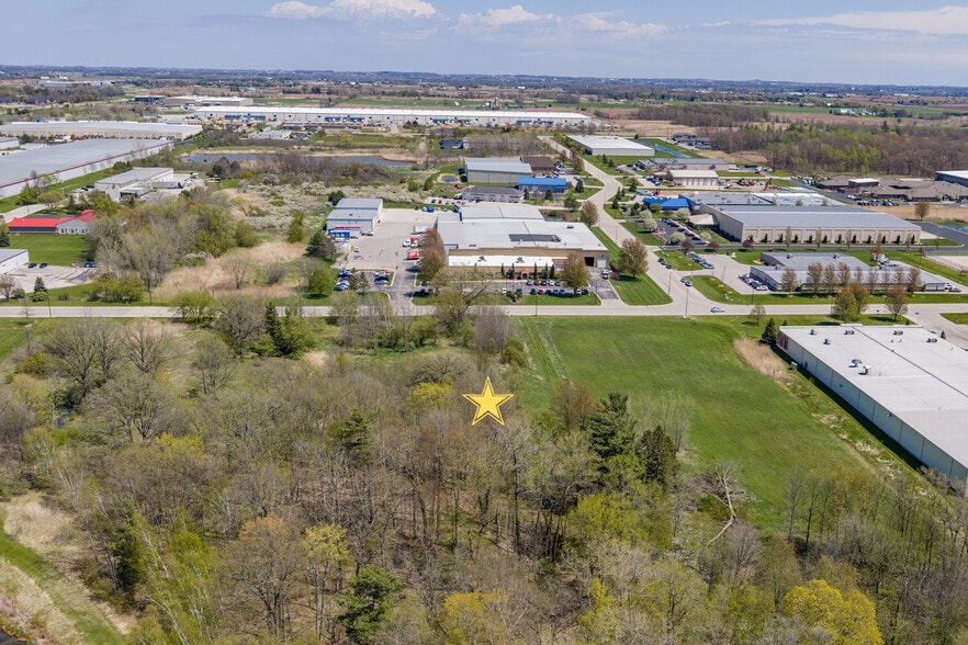 1204 Ontario Rd, Green Bay, WI for sale - Building Photo - Image 2 of 7