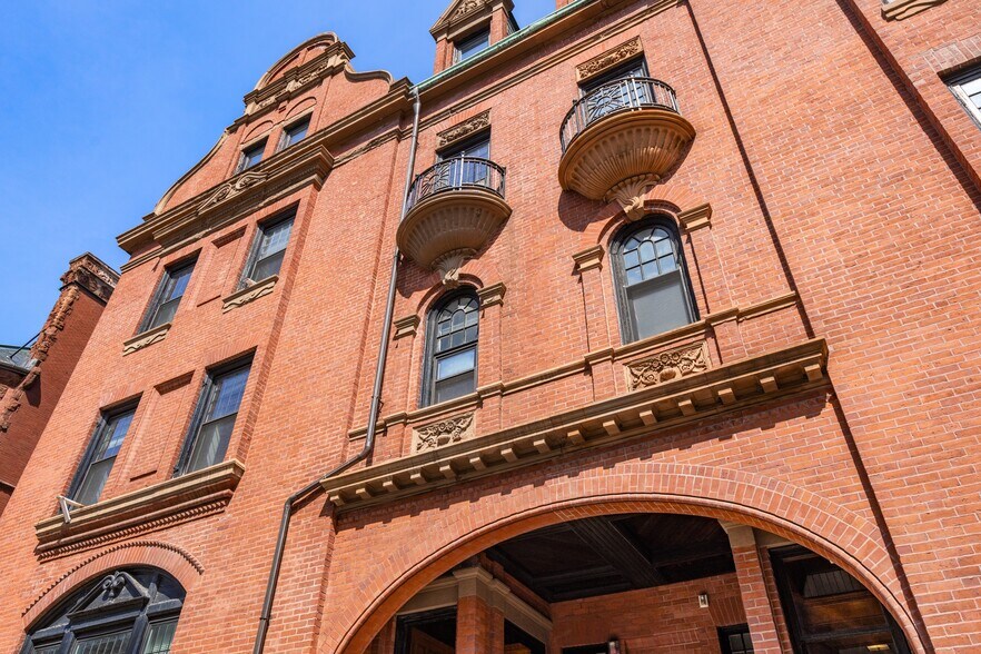 8 Fairfield St, Boston, MA for sale - Building Photo - Image 2 of 7