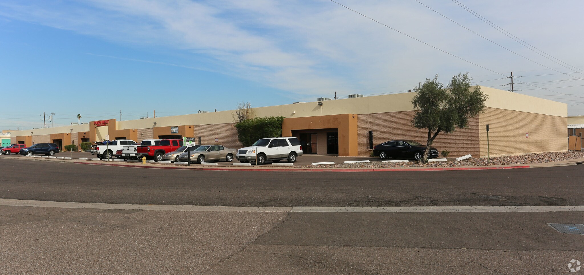 2829-2847 W McDowell Rd, Phoenix, AZ à louer Photo principale- Image 1 de 5