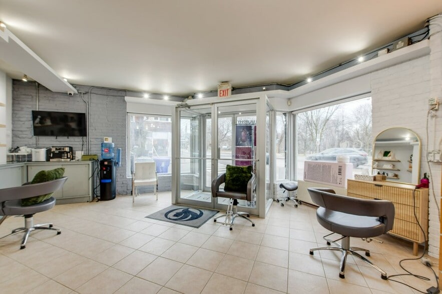 256 Crawford St, Toronto, ON for sale - Building Photo - Image 2 of 13