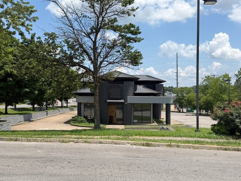 204 Largo Dr, Nashville, TN à louer - Photo du bâtiment - Image 3 de 8