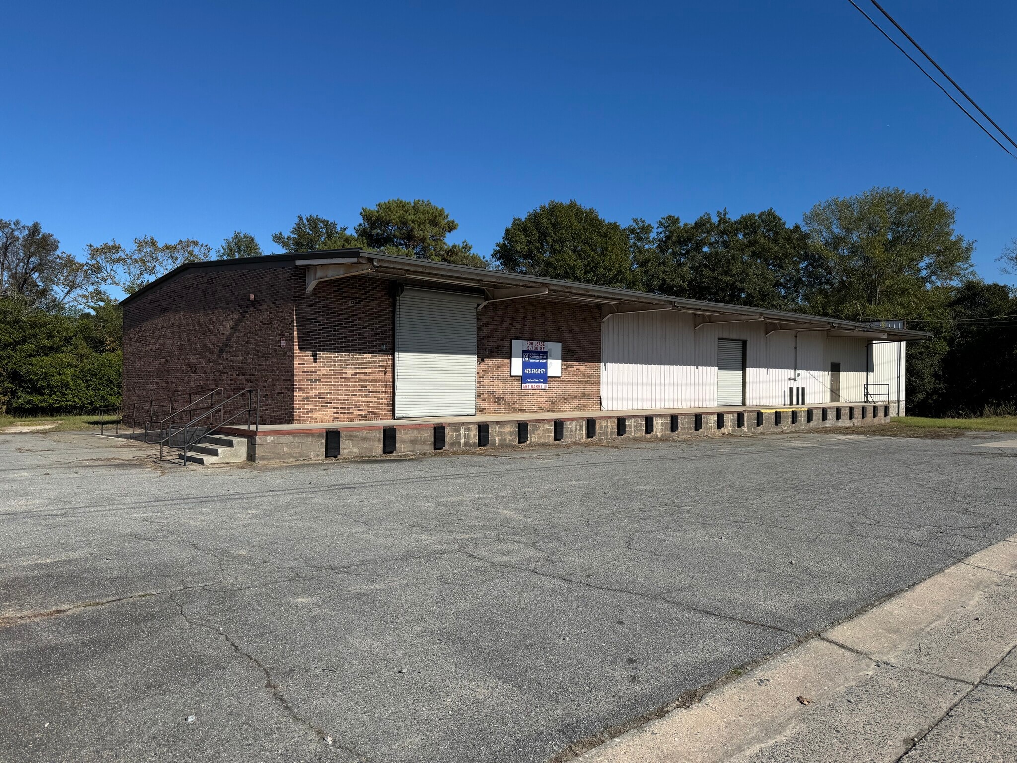 190 Lower Bay St, Macon-Bibb, GA for lease Building Photo- Image 1 of 8