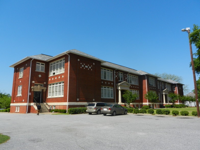 600 Magnolia St, Spartanburg, SC for sale - Building Photo - Image 1 of 16