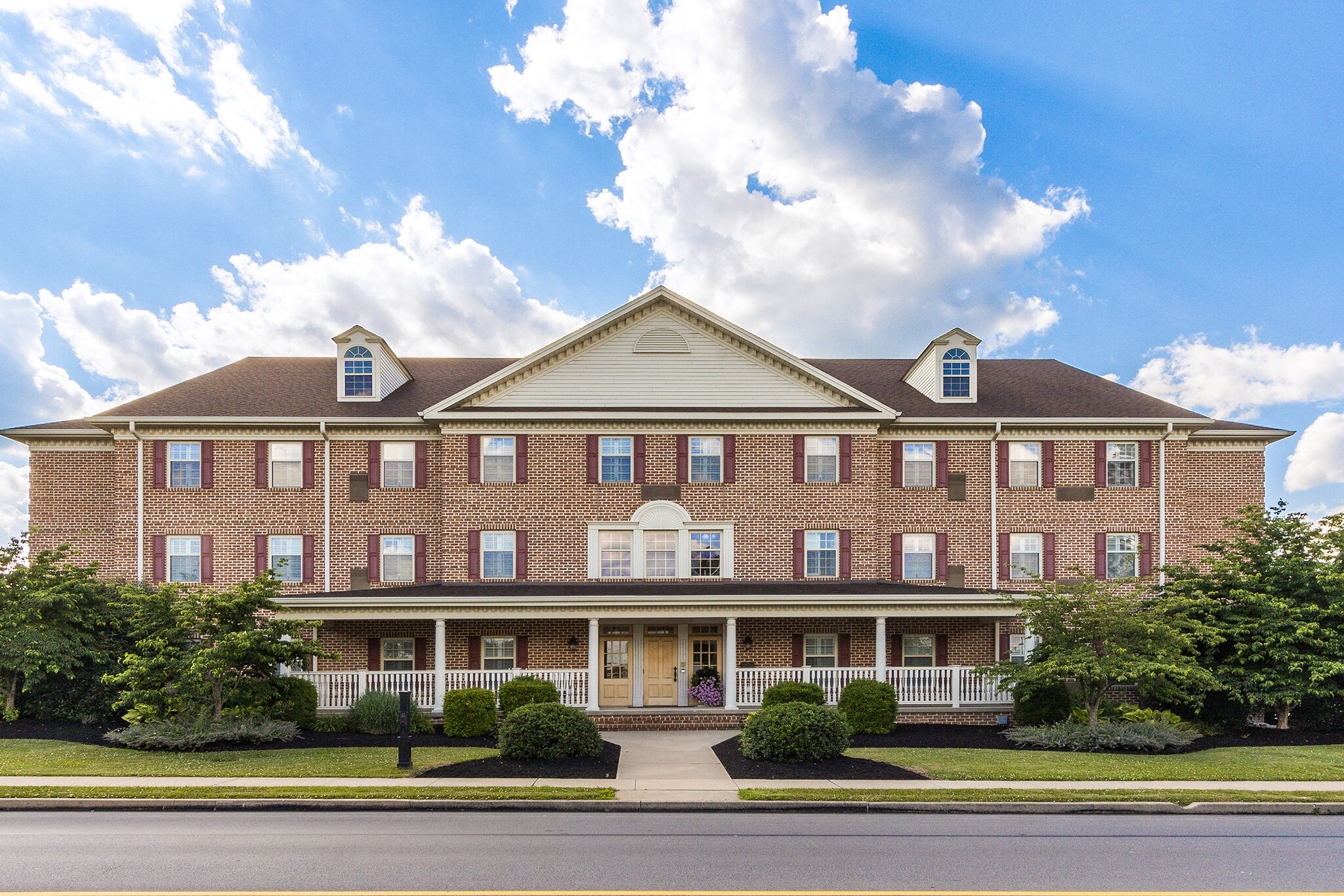 214 N Market St, Selinsgrove, PA for sale Building Photo- Image 1 of 1